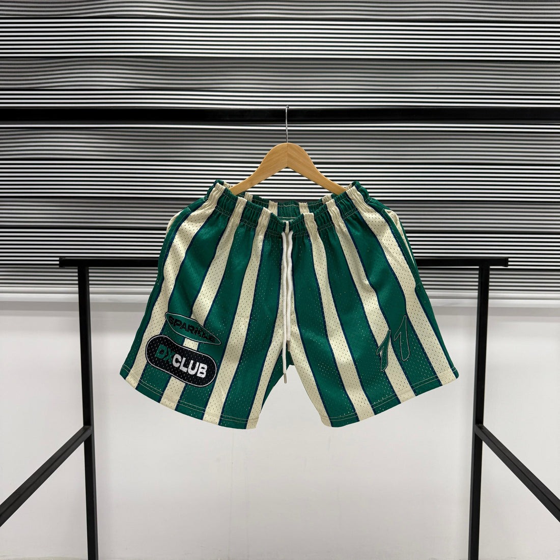 Big Hole Mesh Shorts